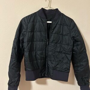 Women’s Black Quilted Lululemon Packable Jacket